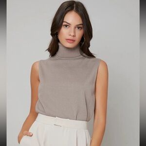 💕2 FOR $20💕 Neutral turtleneck knit sweater vest​​​